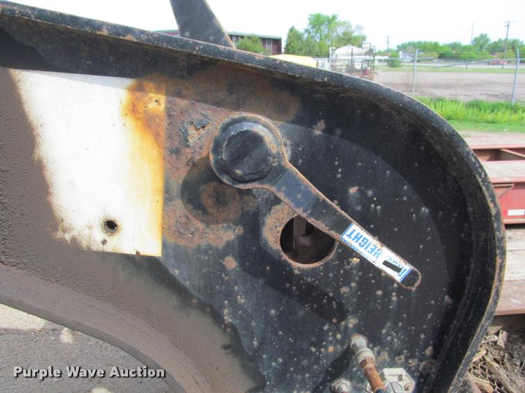 image for item DA1062 2005 Fontaine TL-55 lowboy equipment trailer