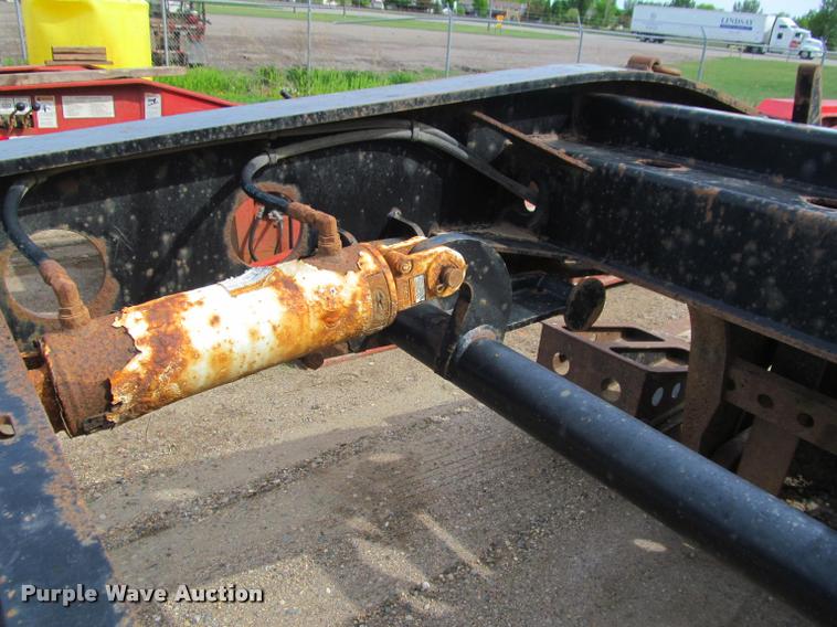 image for item DA1062 2005 Fontaine TL-55 lowboy equipment trailer