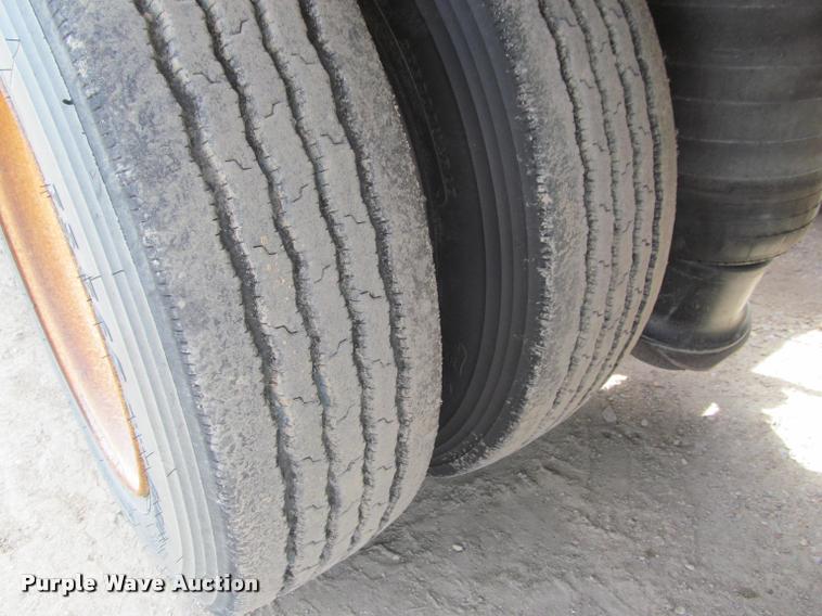 image for item DA1065 1996 Fontaine TA50NGB lowboy equipment trailer