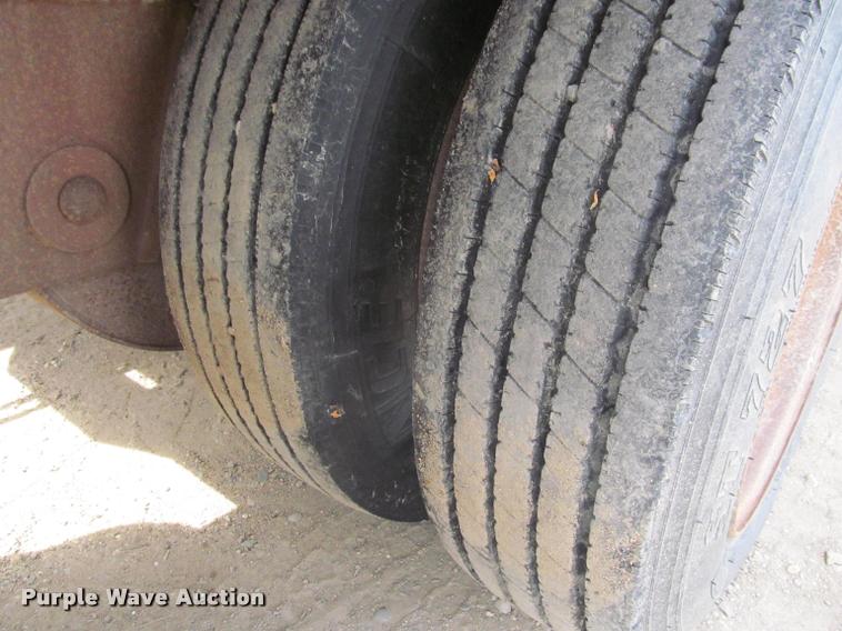 image for item DA1065 1996 Fontaine TA50NGB lowboy equipment trailer