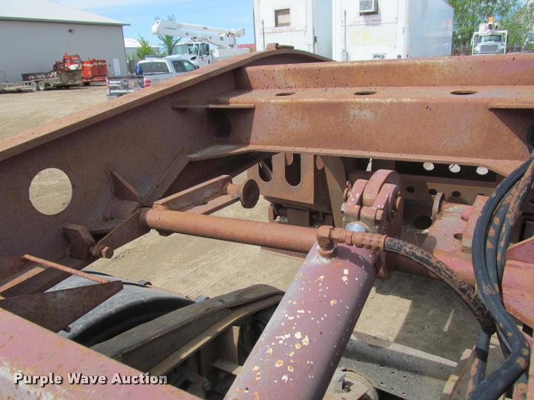 image for item DA1065 1996 Fontaine TA50NGB lowboy equipment trailer