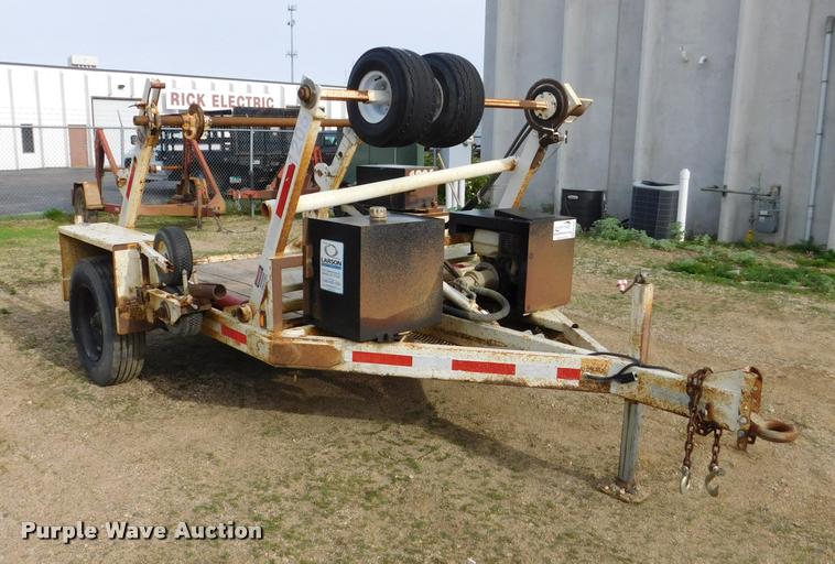 image for item DA1066 2010 Larson TRL reel trailer