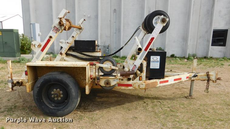 image for item DA1066 2010 Larson TRL reel trailer