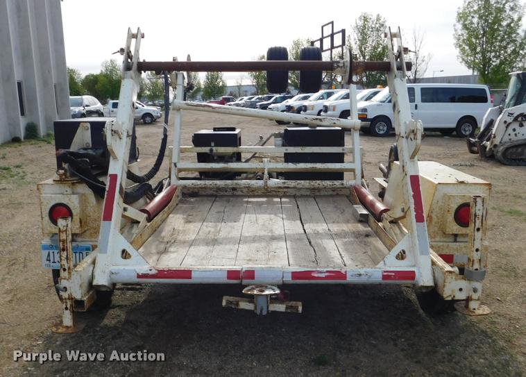 image for item DA1066 2010 Larson TRL reel trailer