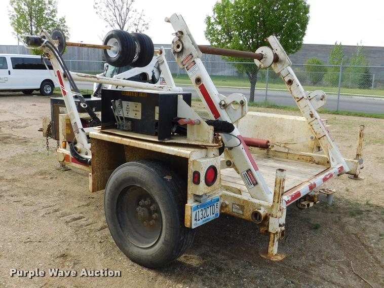 image for item DA1066 2010 Larson TRL reel trailer