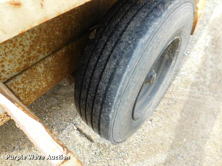 image for item DA1066 2010 Larson TRL reel trailer