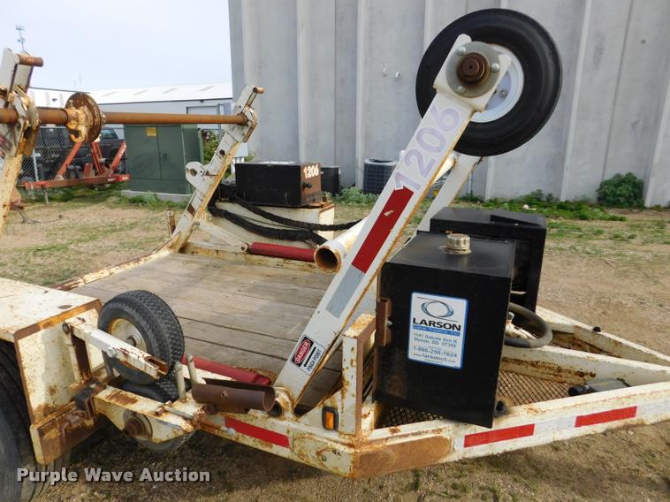 image for item DA1066 2010 Larson TRL reel trailer