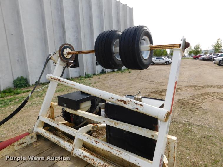 image for item DA1066 2010 Larson TRL reel trailer