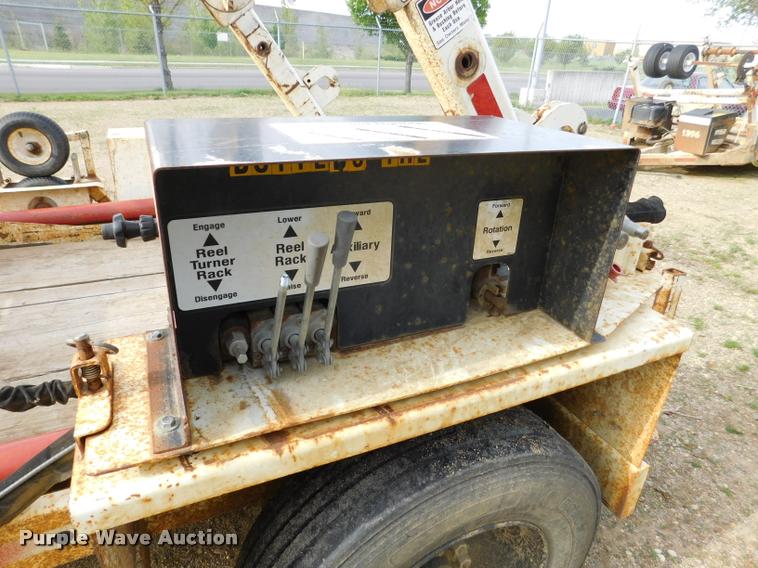 image for item DA1066 2010 Larson TRL reel trailer