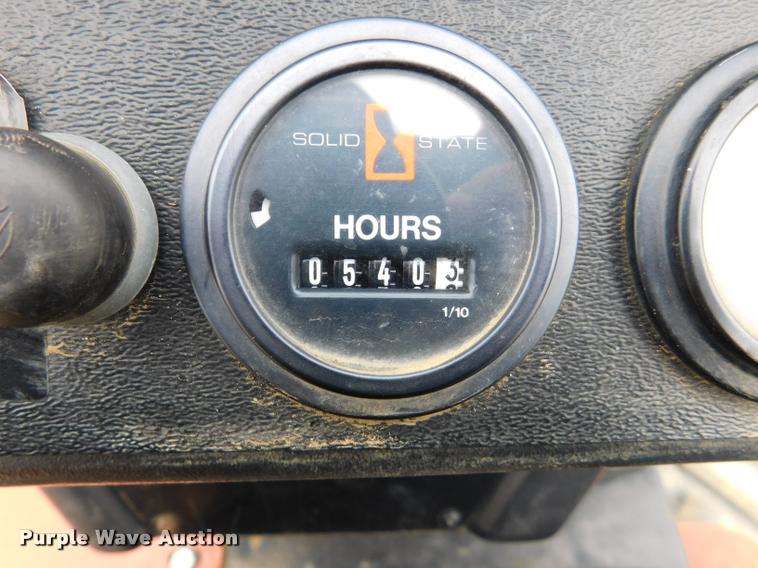 image for item DA1067 2011 Ditch Witch 420SX trencher