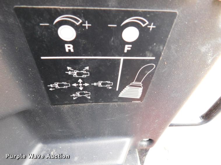 image for item DA1067 2011 Ditch Witch 420SX trencher