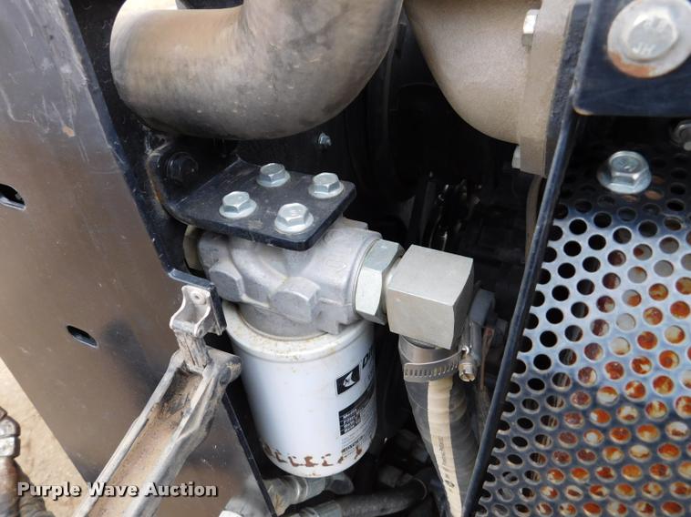 image for item DA1067 2011 Ditch Witch 420SX trencher