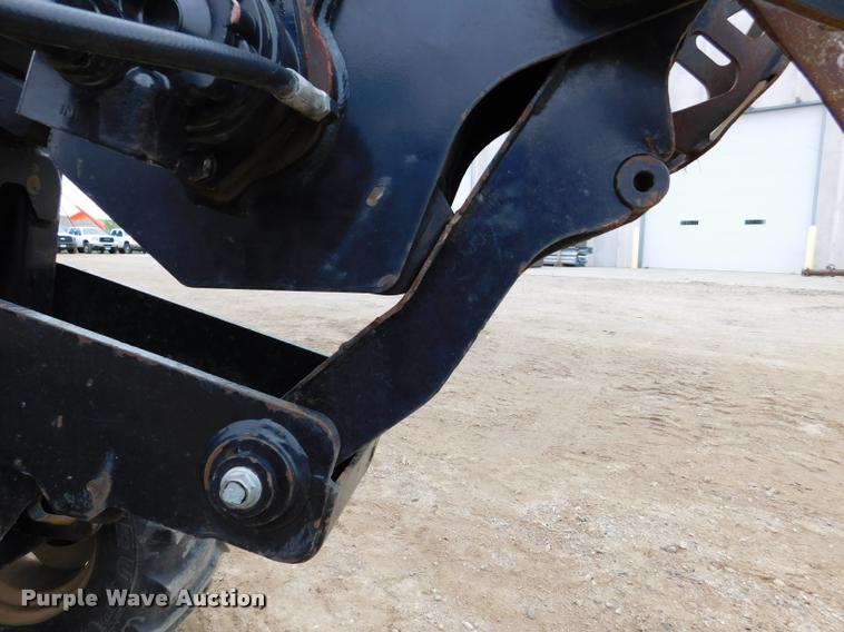 image for item DA1067 2011 Ditch Witch 420SX trencher