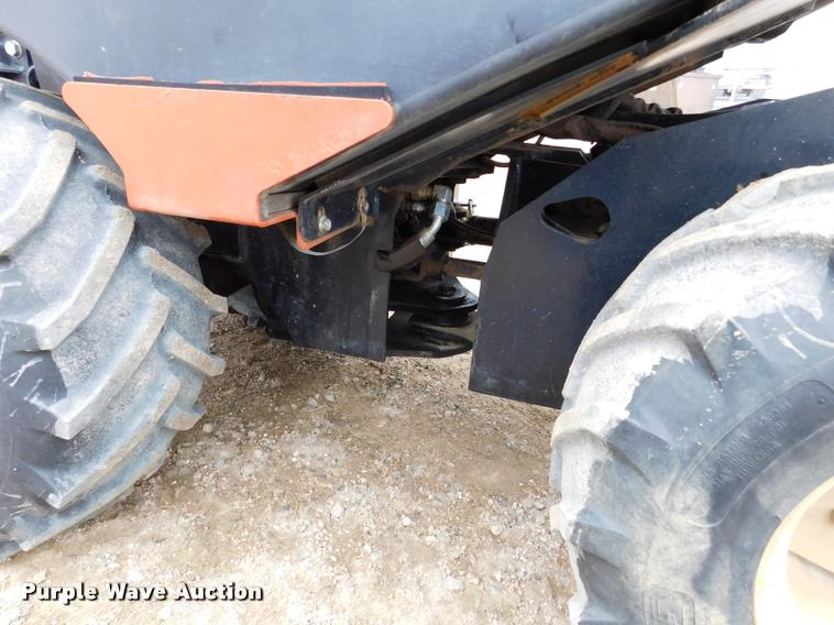 image for item DA1067 2011 Ditch Witch 420SX trencher