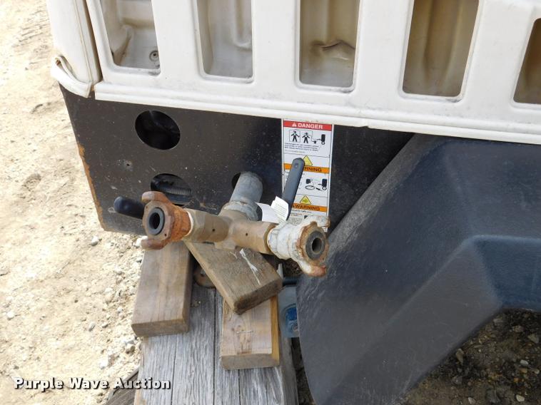 image for item DA1071 2007 Ingersoll Rand Air Source 185 air compressor