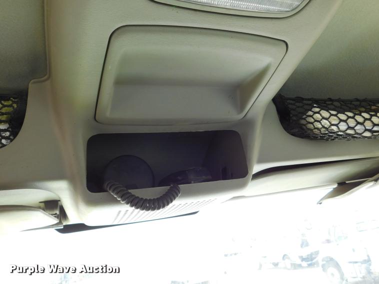 image for item DA1073 2011 International WorkStar 7400 bucket truck