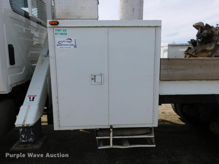 image for item DA1073 2011 International WorkStar 7400 bucket truck