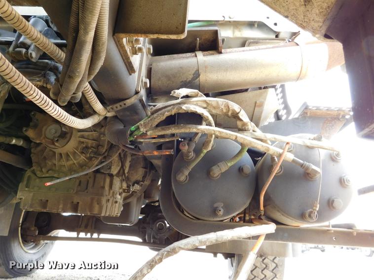 image for item DA1073 2011 International WorkStar 7400 bucket truck