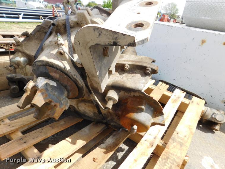 image for item DA1073 2011 International WorkStar 7400 bucket truck