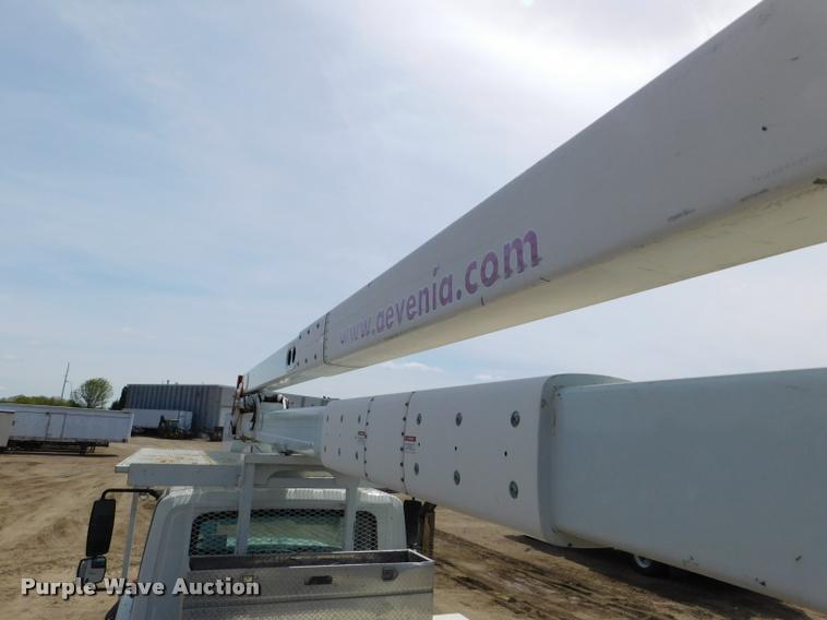 image for item DA1073 2011 International WorkStar 7400 bucket truck