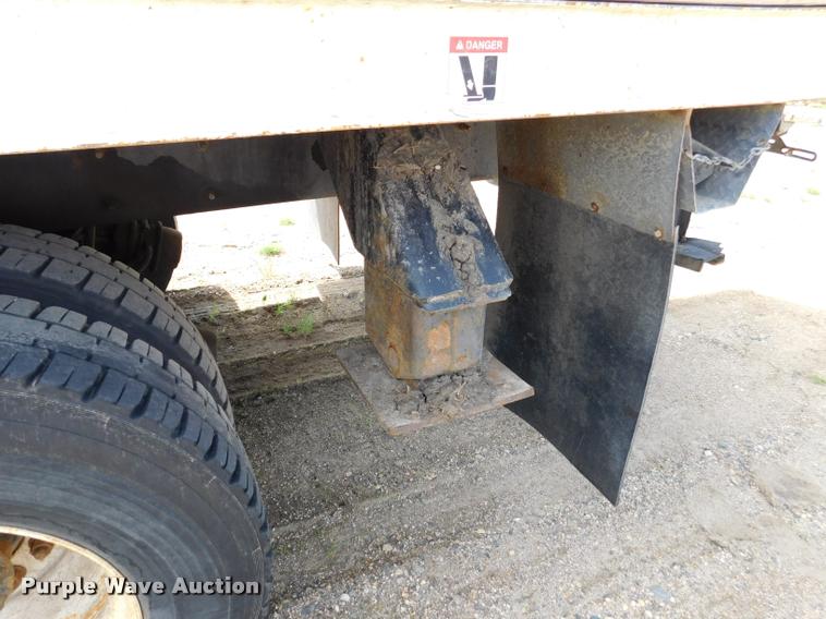 image for item DA1073 2011 International WorkStar 7400 bucket truck