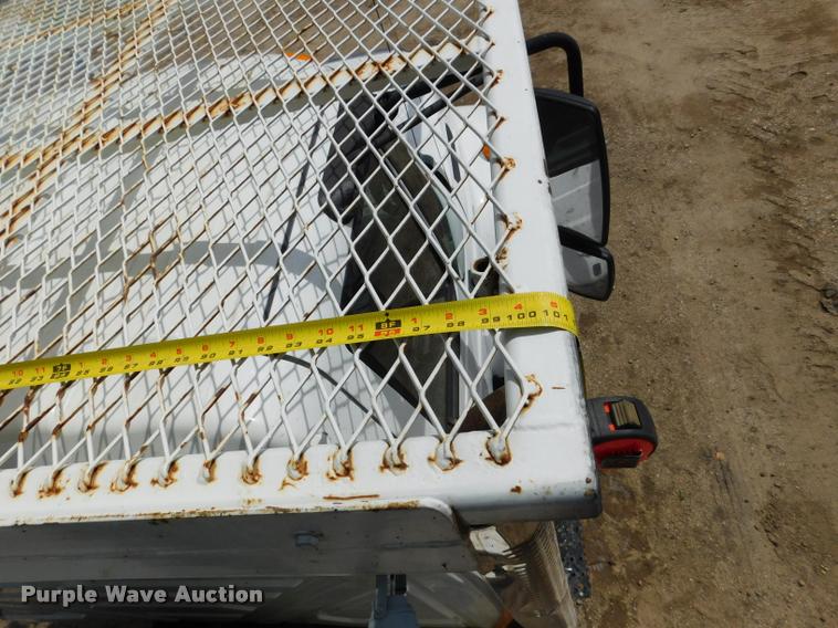 image for item DA1073 2011 International WorkStar 7400 bucket truck