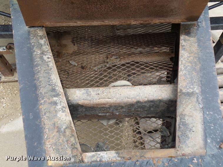 image for item DA3539 2004 Behnke equipment trailer