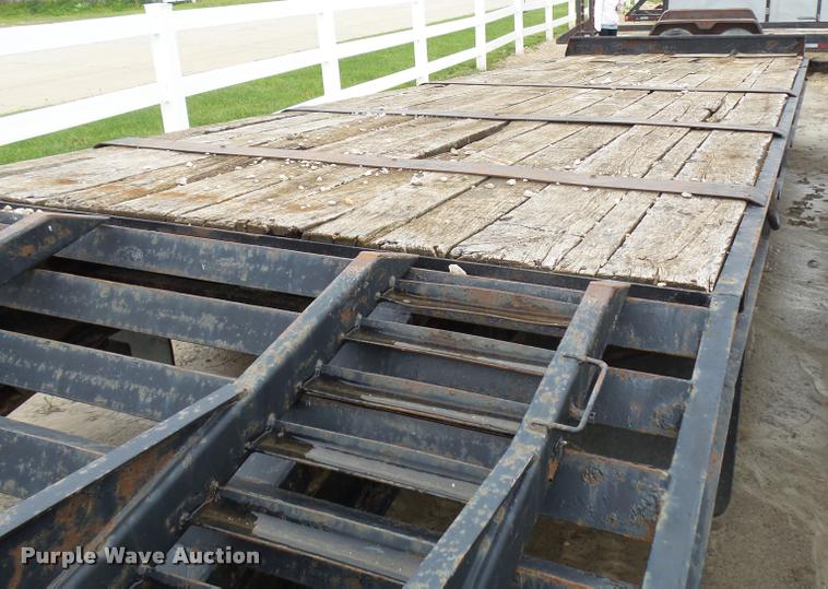 image for item DA3539 2004 Behnke equipment trailer