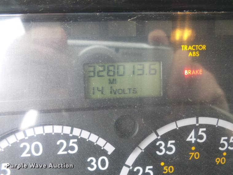 image for item DA3543 2007 Freightliner Business Class M2 service truck