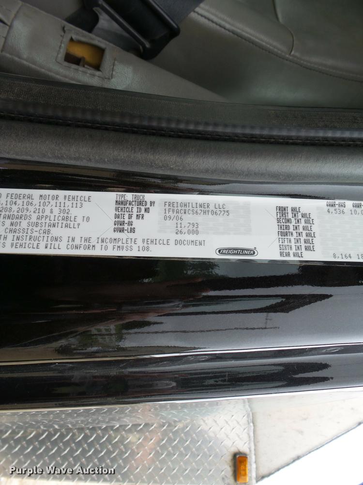 image for item DA3543 2007 Freightliner Business Class M2 service truck