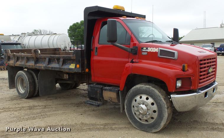 image for item DA3544 2006 Chevrolet C6500 dump truck