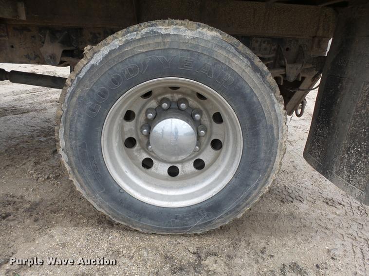 image for item DA3544 2006 Chevrolet C6500 dump truck