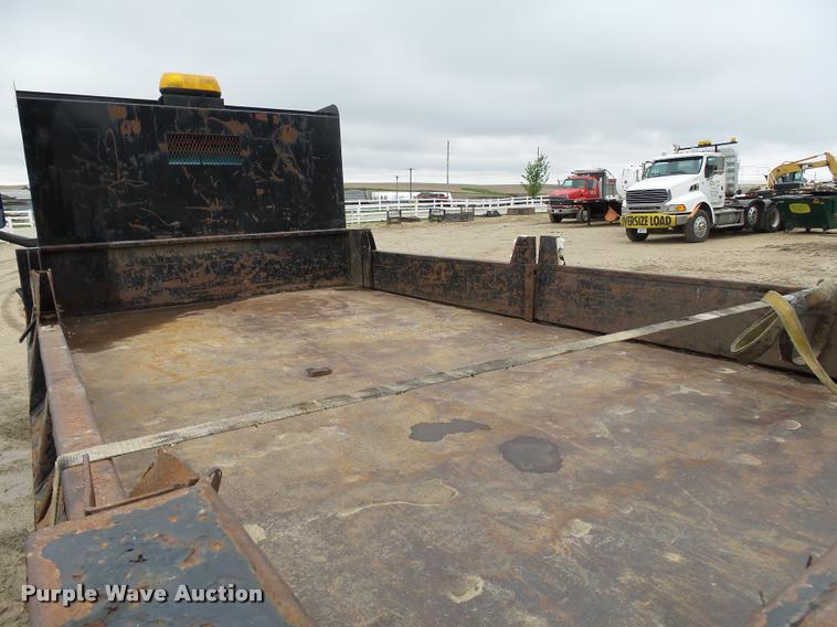 image for item DA3544 2006 Chevrolet C6500 dump truck