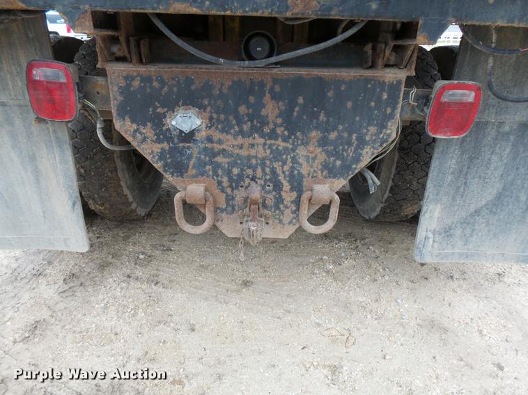 image for item DA3544 2006 Chevrolet C6500 dump truck