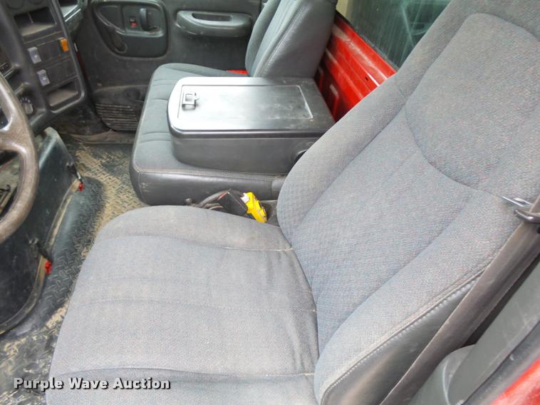 image for item DA3544 2006 Chevrolet C6500 dump truck