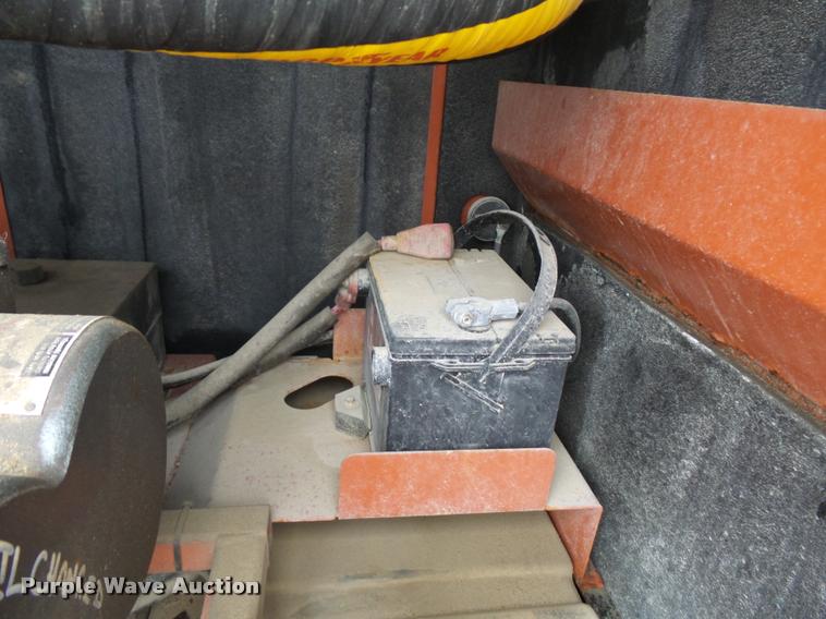 image for item DA3545 2005 Ditch Witch FX30 vacuum excavator