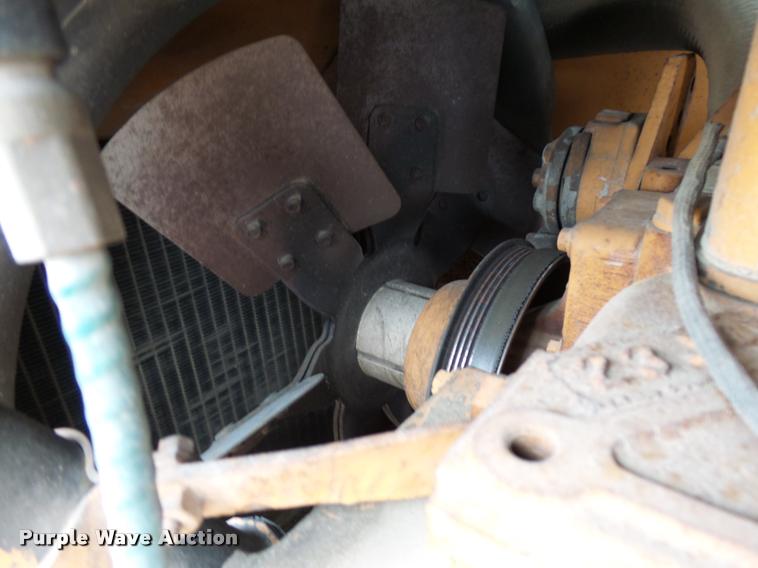 image for item DA3551 1995 Case 660 trencher