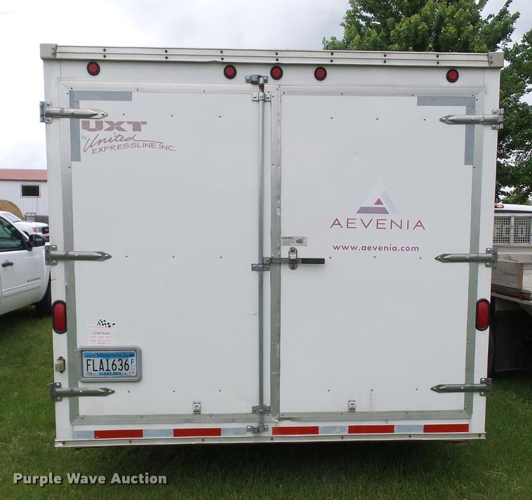 image for item L5567 2004 United Express enclosed cargo trailer