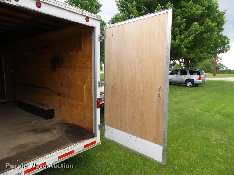 image for item L5567 2004 United Express enclosed cargo trailer