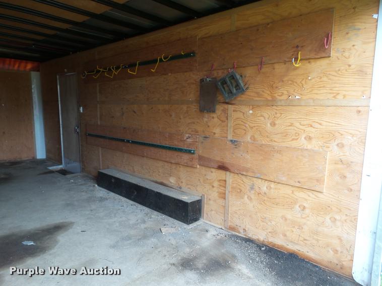 image for item L5567 2004 United Express enclosed cargo trailer