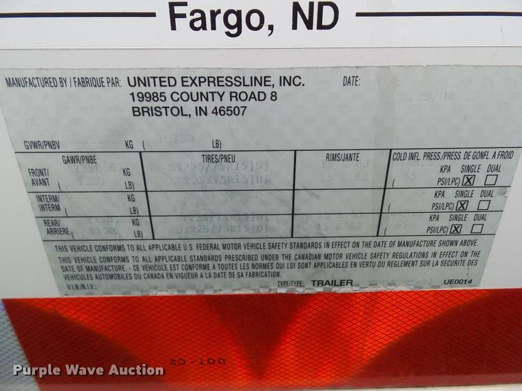 image for item L5567 2004 United Express enclosed cargo trailer