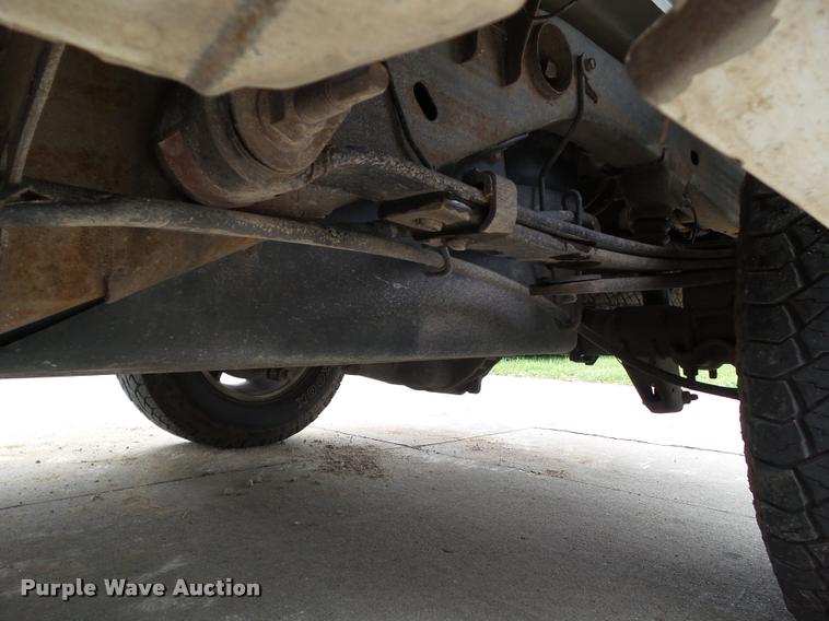 image for item L5568 2012 Chevrolet Silverado 1500 Crew Cab pickup truck