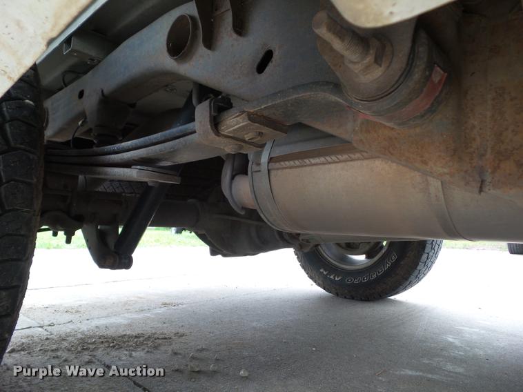 image for item L5568 2012 Chevrolet Silverado 1500 Crew Cab pickup truck