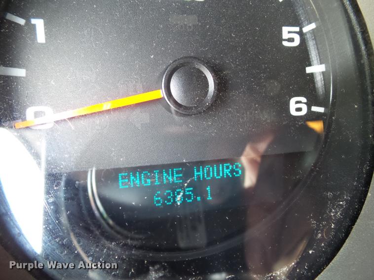 image for item L5568 2012 Chevrolet Silverado 1500 Crew Cab pickup truck