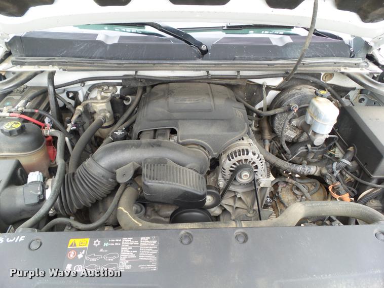 image for item L5568 2012 Chevrolet Silverado 1500 Crew Cab pickup truck