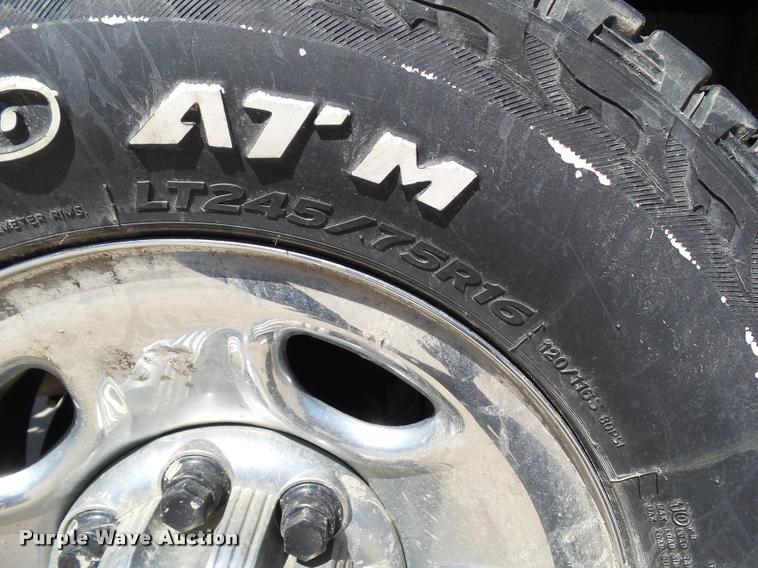 image for item L5570 2010 Chevrolet Silverado 2500HD Crew Cab pickup truck