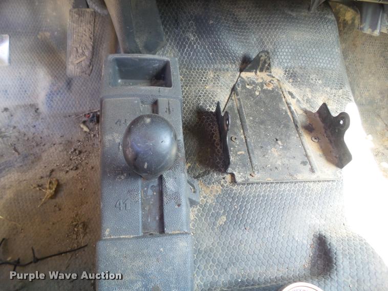 image for item L5570 2010 Chevrolet Silverado 2500HD Crew Cab pickup truck