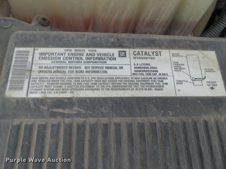 image for item L5574 2006 Chevrolet Silverado 2500HD flatbed pickup truck