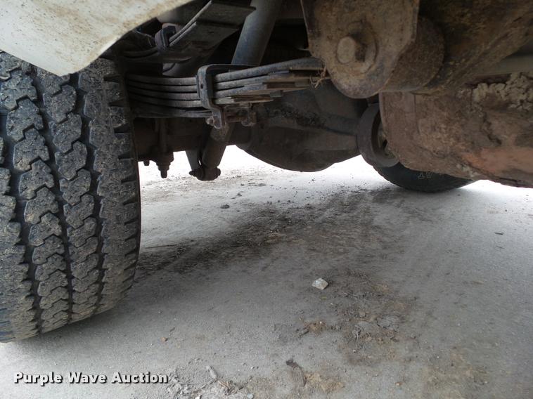 image for item L5576 2011 GMC Sierra 3500HD Crew Cab pickup truck