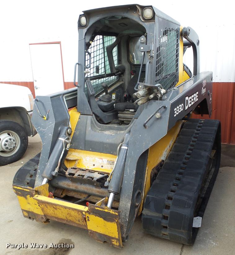 image for item L5578 2012 John Deere 333DT skid steer